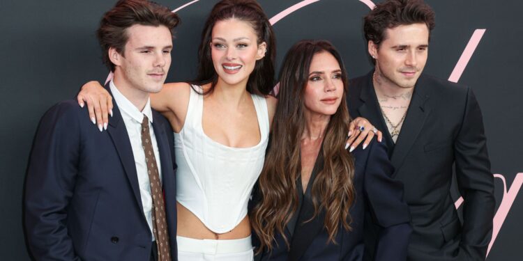 Cruz Beckham sings ‘it’s breaking mama’s heart’ in new song amid Brooklyn feud Cruz Beckham sings ‘it’s breaking mama’s heart’ in new song amid Brooklyn feud