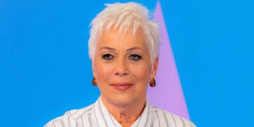 Denise Welch quits Loose Women as her co-stars ‘heartbroken’ Denise Welch quits Loose Women as her co-stars ‘heartbroken’