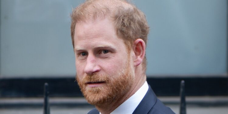 Prince Harry ‘expects an apology’ from royal family and ‘hasn’t changed’ following UK return Prince Harry ‘expects an apology’ from royal family and ‘hasn’t changed’ following UK return