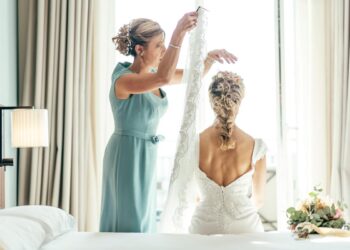 The mothers of the bride are taking over her wedding plans