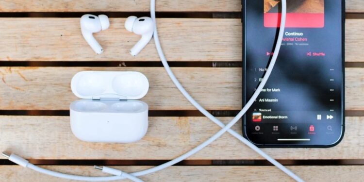 AirPods with cameras leak in new video AirPods with cameras leak in new video