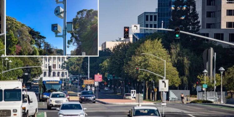 Sacramento considers bringing back red-light cameras 