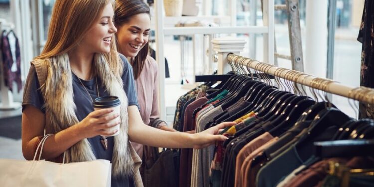 UK retail sales fall 0.5% in July as heatwave hits spending UK retail sales fall 0.5% in July as heatwave hits spending