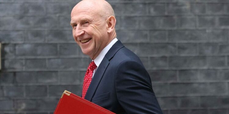 UK borrowing costs near 30-year high ahead of budget