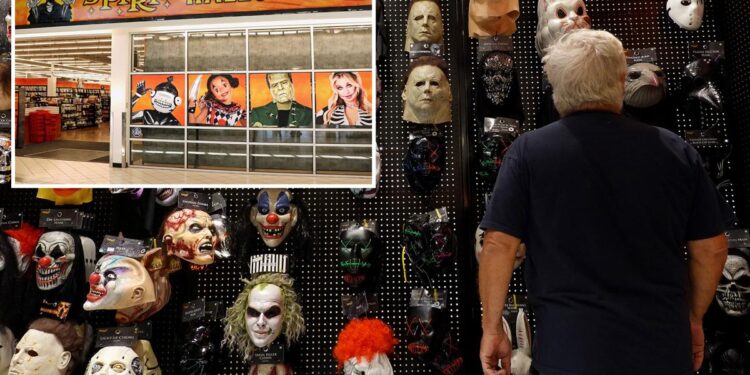 Inside Spirit Halloween’s real estate manuevers — and why locations pop up where they do