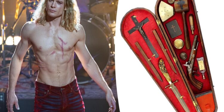 Vintage vampire hunting kit sparks bidding frenzy