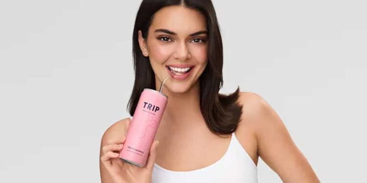 model backs CBD drinks brand model backs CBD drinks brand