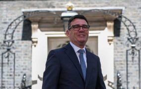 UK ready to lead global push on AI standards, Burnham tells UN