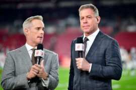 Troy Aikman uncertainty looms over Joe Buck’s megadeal with big-name free agents available Troy Aikman uncertainty looms over Joe Buck’s megadeal with big-name free agents available