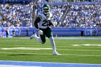 Jets lean on Breece Hall as Packers face backfield questions