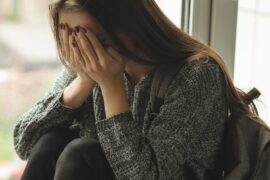 I’m a frustrated teacher — parents need to put their phones down and pay attention to their kids