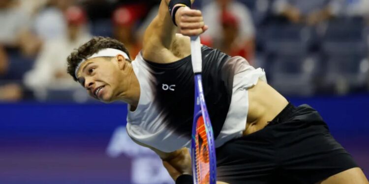 Ben Shelton grinds out four-set win to reach fourth round of US Open