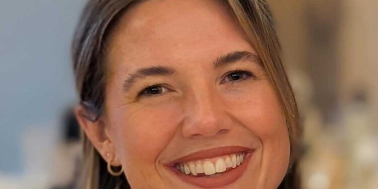 Email retargeting: esbconnect founder Suzanna Chaplin