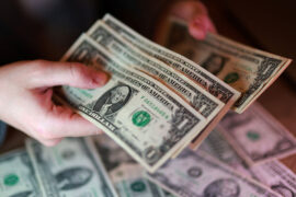 Philippines sees 5-million hot money outflows in August