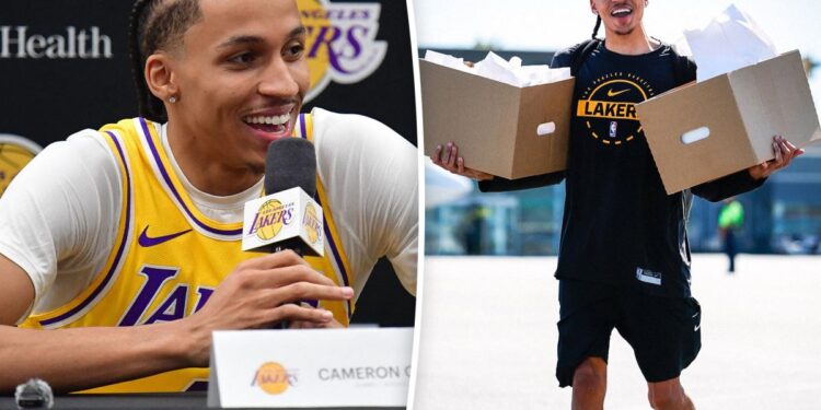 Lakers rookie tasked with bringing 30 In-N-Out cheeseburgers on team plane