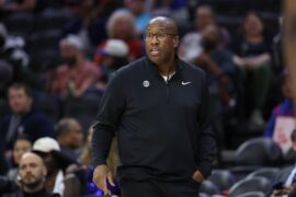 Mike Brown sends stern warning to Knicks bench players after lackluster practice