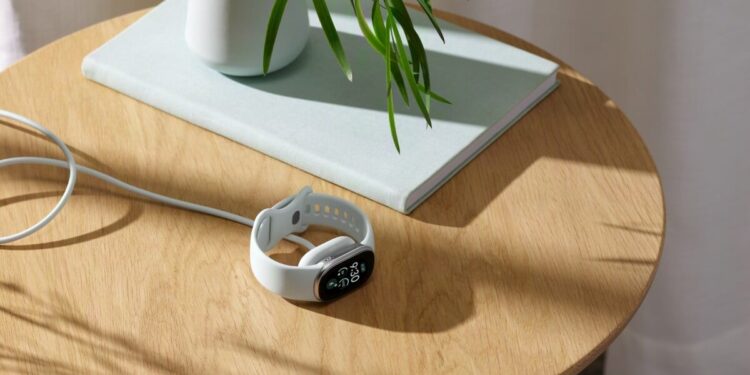 Fitbit Edge launch: Price, specs, live preorders, where to buy