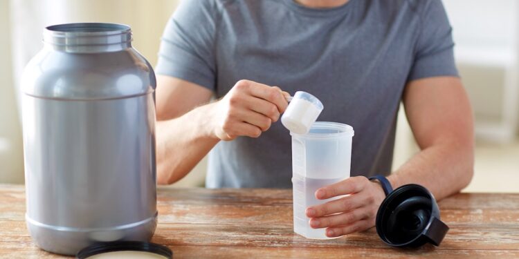 Creatine builds lean muscle and strength without exercise, study finds