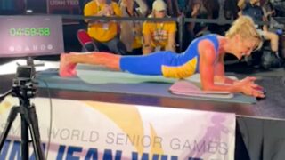 Grandmother, 61, holds plank for 5 straight hours, reveals secret to her stamina Grandmother, 61, holds plank for 5 straight hours, reveals secret to her stamina